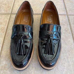 Franco Sarto Carolynn Loafer Women's size 8 black patent flat shoe with tassel